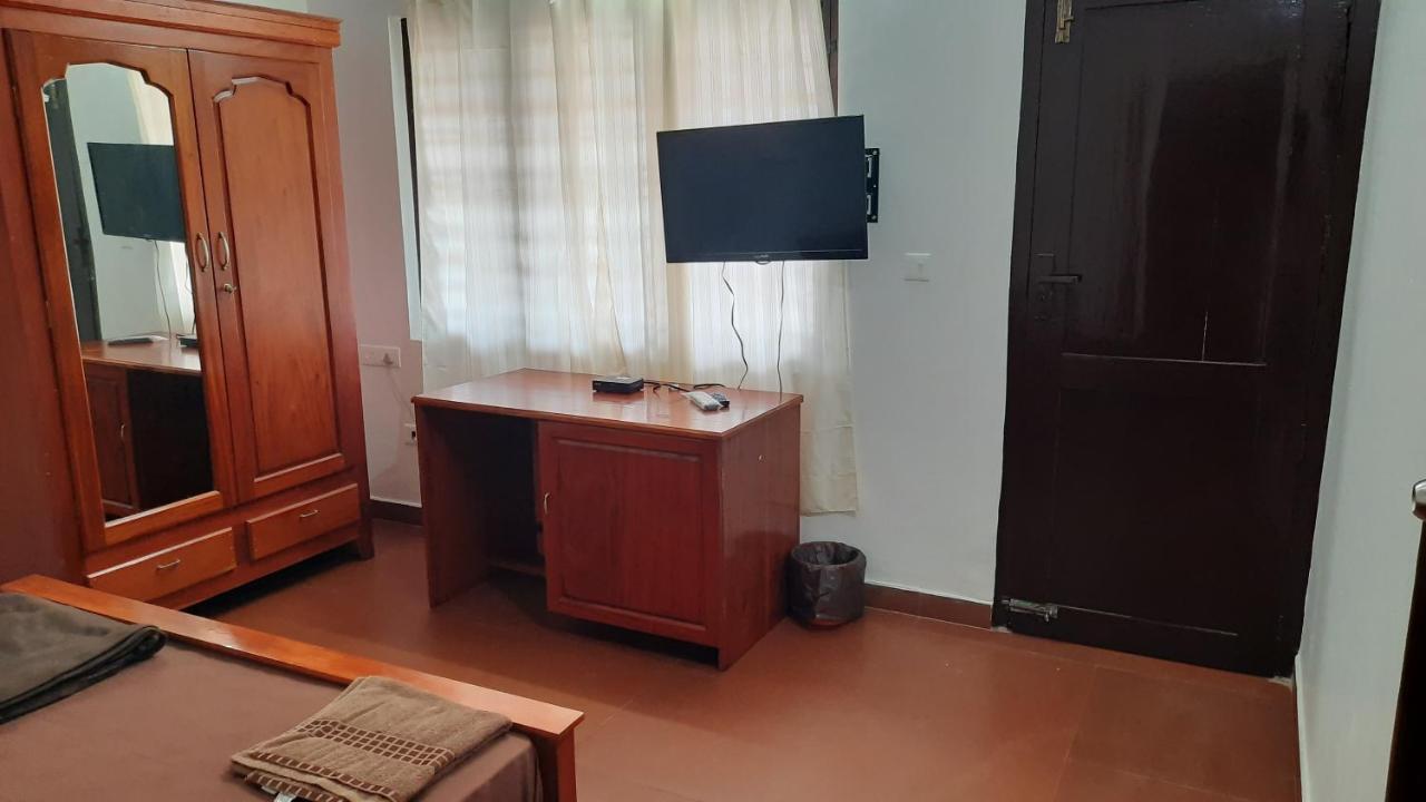 Poovar Sea View Rooms And Boating Family & Couple Only Exterior photo