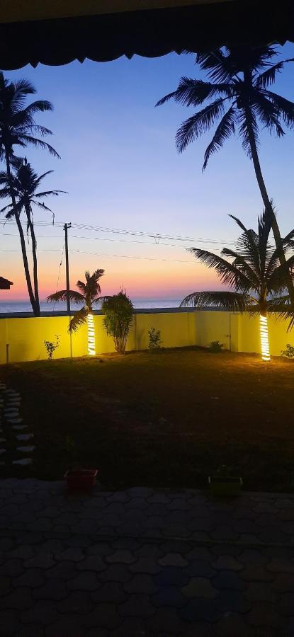 Poovar Sea View Rooms And Boating Family & Couple Only Exterior photo